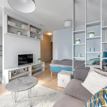 Comfort Awiator Apartment Gdansk
